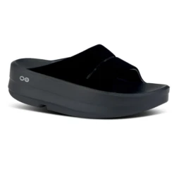 Oofos Women’s OOmega OOahh Sandal Posh Black